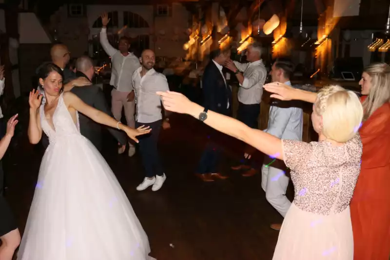 DJ Volker Kohl auf einer Hochzeitsfeier im Victoria Hotel Minden
