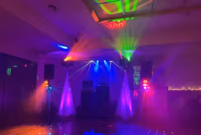 Event-DJ-OWL.de Equipmentaufbau von DJ Volker Kohl für eine Hochzeitsfeier