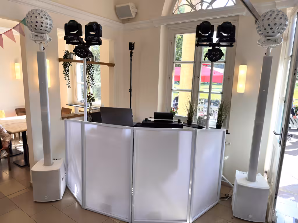 Equipmentaufbau von DJ Volker Kohl